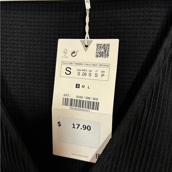 New with tags, womens size small Zara blouse, #K972 - Picture 4 of 7